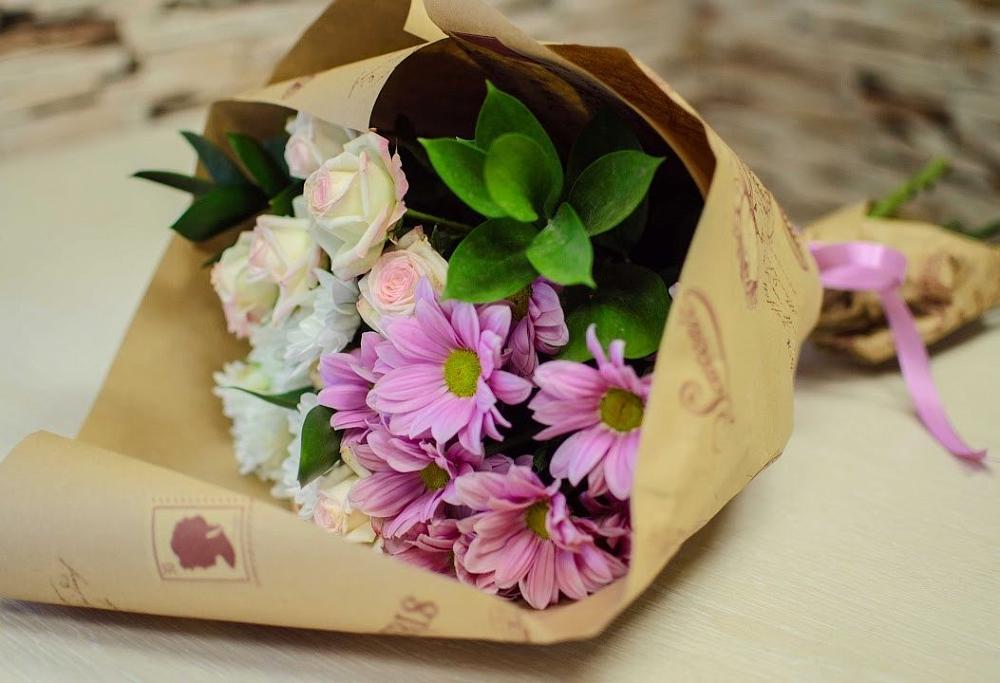 Букет цветов из: Розы и Хризантемы в Липках