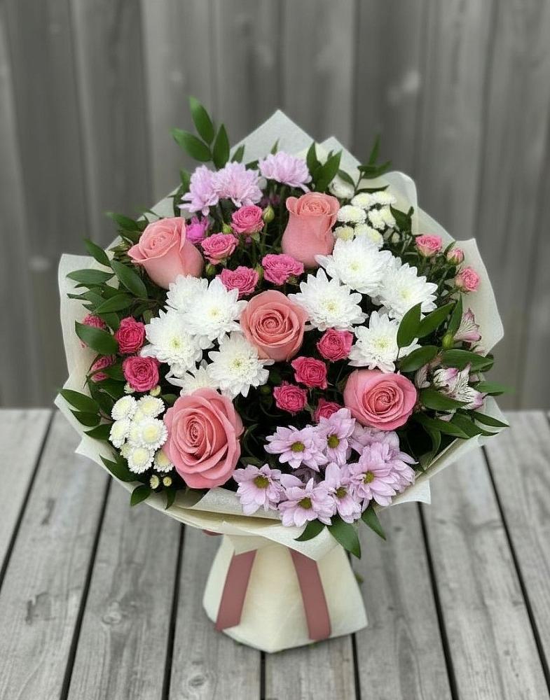 Букет цветов из: Альстромерии, Гвоздики, Розы и Хризантемы в Липках