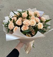 Букет Кремовые розы Латте в Липках