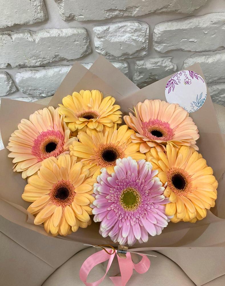 Букет цветов из: Герберы в Липках
