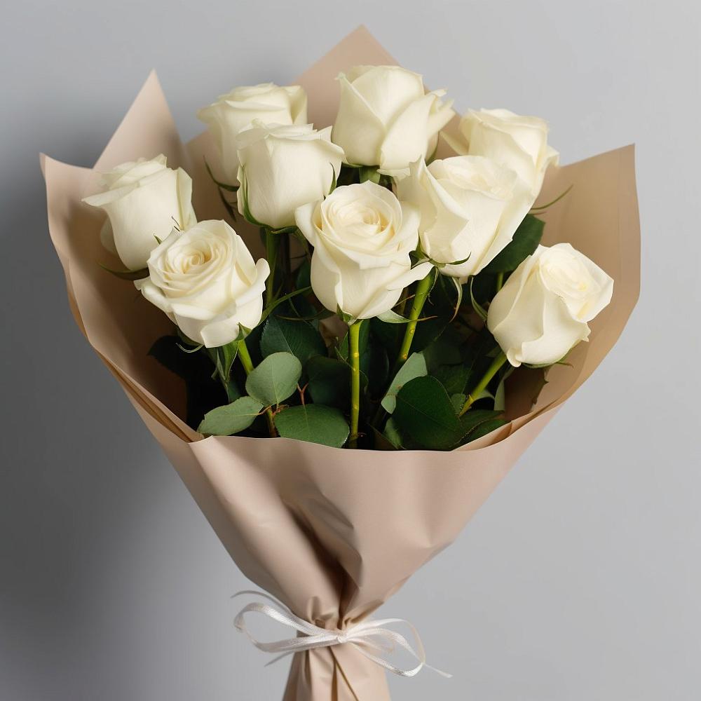 Букет 9 Белых роз Эдлесс Лав в Липках