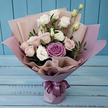 Букет цветов из:  Розы и Лизиантусы в Липках