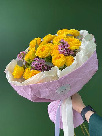 Букет Кустовые желтые розы в Липках