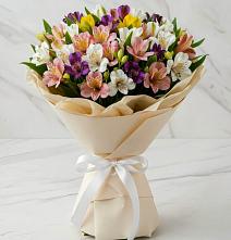 Букет цветов из:  Альстромерии #REPLACE_PRED# Липках