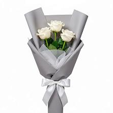 Букет 3 белые розы в Липках