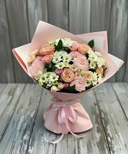 Букет цветов из:  Гвоздики, Розы и Хризантемы в Липках