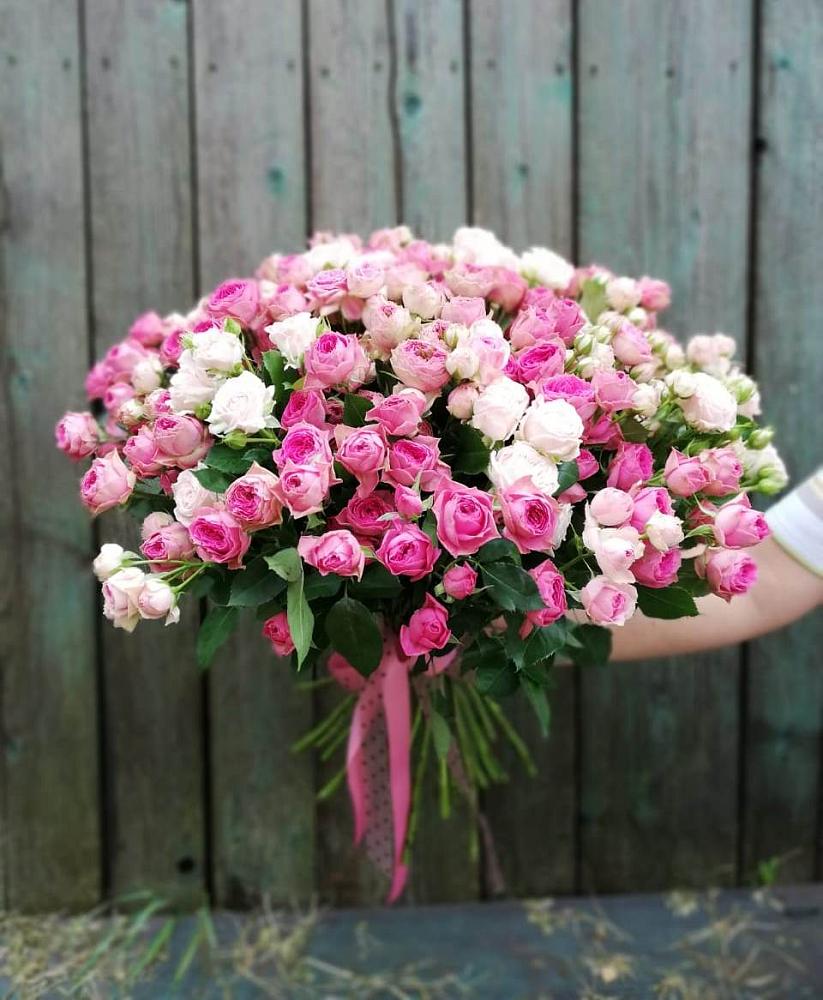 Букет Розовые кустовые розы Натали и Лав Лидия в Липках