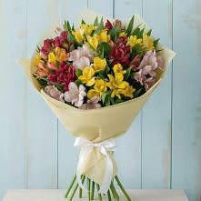 Букет цветов из:  Альстромерии в Липках