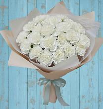 Букет цветов из:  Гвоздики в Липках