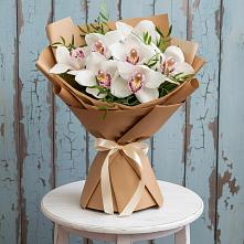 Букет цветов из:  Орхидеи и Розы #REPLACE_PRED# Липках